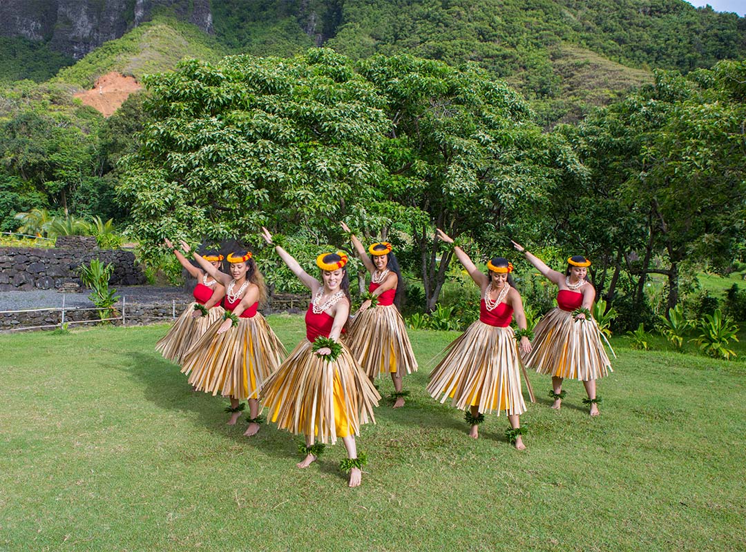 Halau performing Hula Kahiko in O’ahu