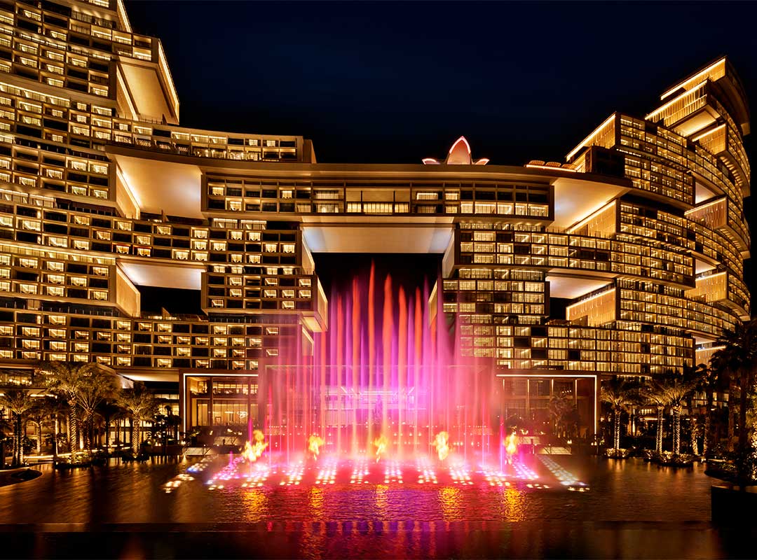 Skyblaze Fountain at Atlantis The Royal