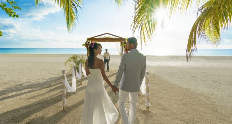 Wedding at Couples Resort
