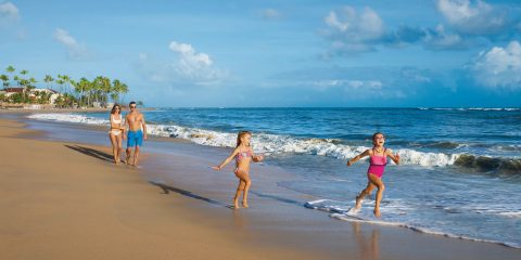 Dreams Onyx Resort & Spa beach