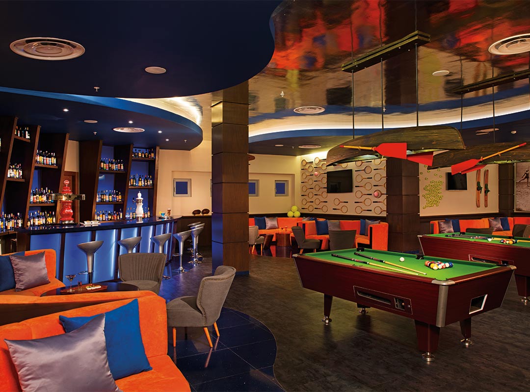 Dreams Onyx Resort & Spa scores sports bar