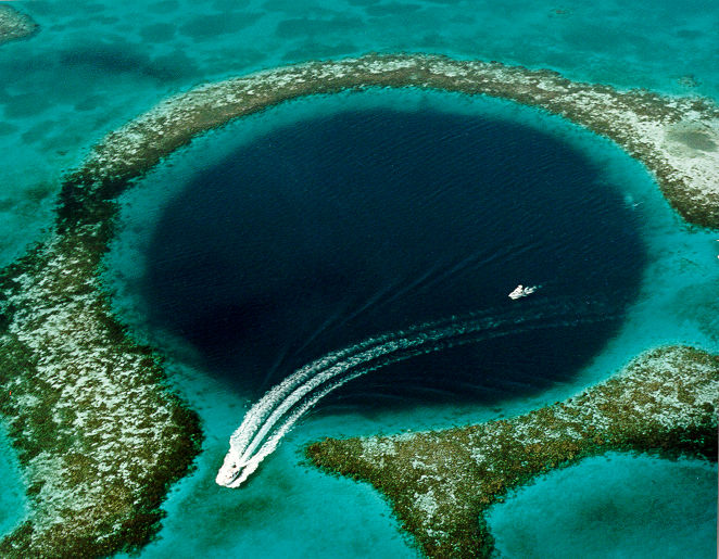 The Great Blue Hole in Belize