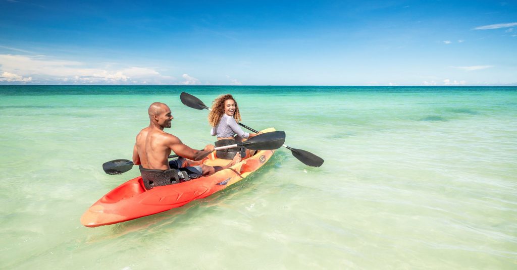 Couples Swept Away, Jamaica
