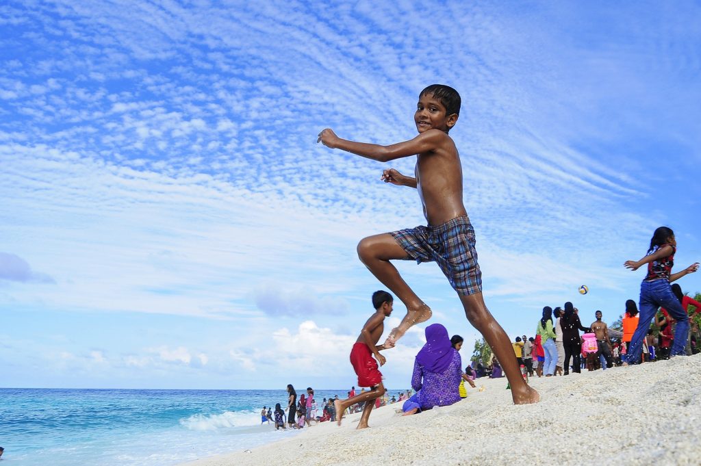 Visit the local areas of the Maldives