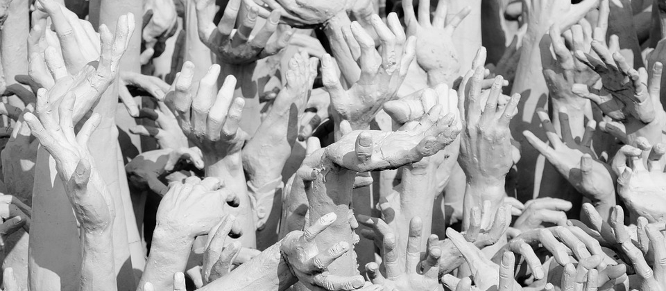 hands-1124d699_960_720
