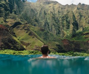 Person snorkelling in Kaua’i