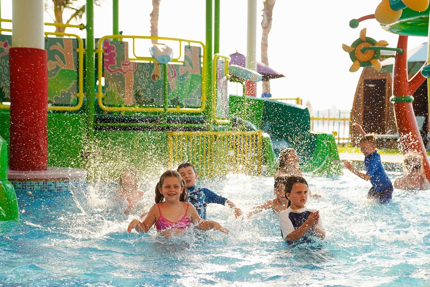Rixos The Palm Hotel & Suites pool