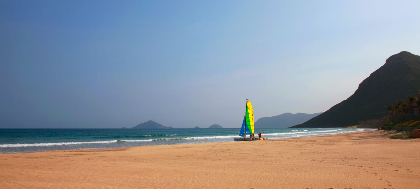 Con Dao Islands Hotels