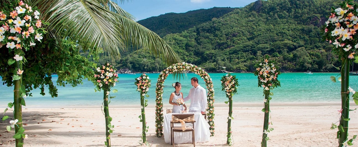 Constance Belle Mare Plage Weddings