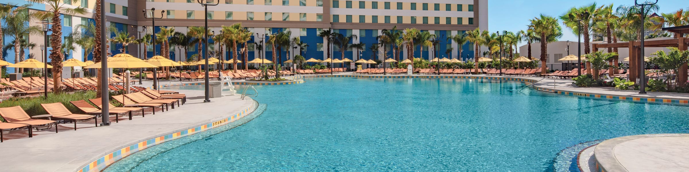 Universal Endless Summer Resort - Dockside Inn and Suites