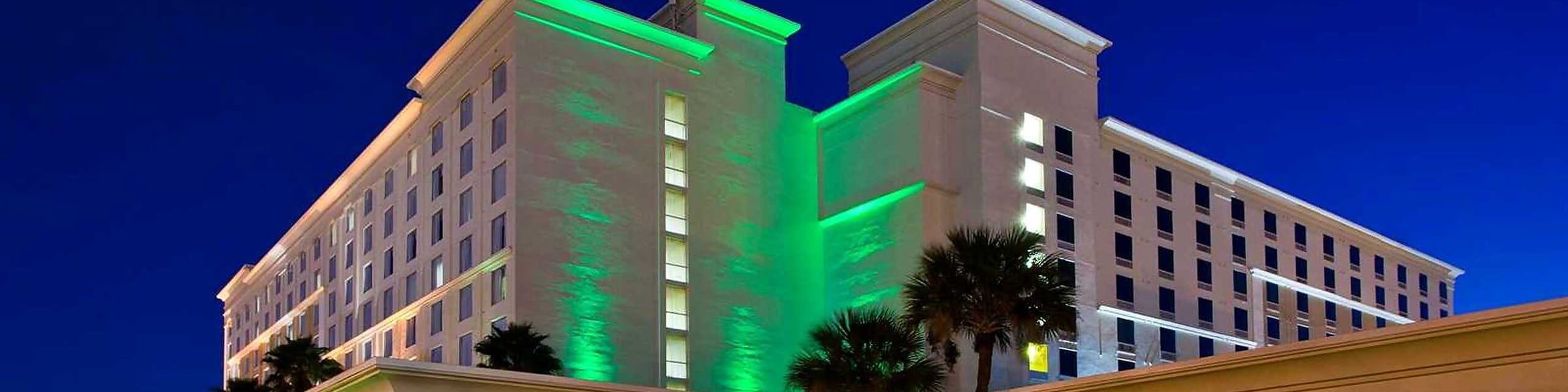 Holiday Inn & Suites Across from Universal Orlando