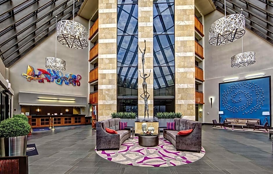 Doubletree by Hilton Memphis Downtown