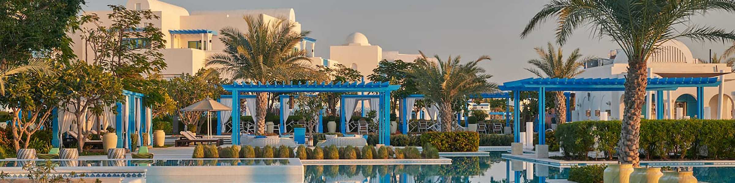 Hilton Salwa Beach Resort & Villas