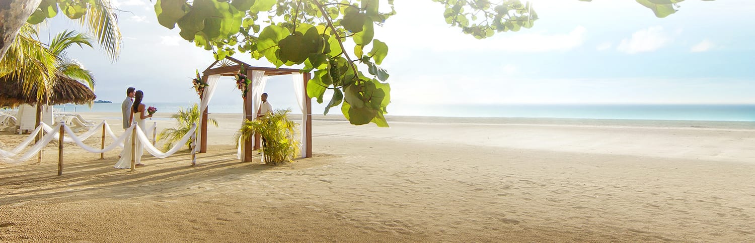 Couples Swept Away Weddings