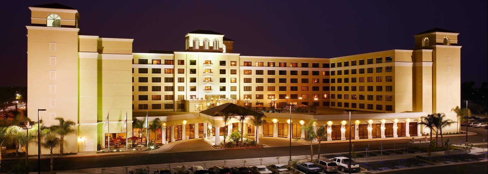 DoubleTree Suites by Hilton Hotel Anaheim Resort - Convention Center