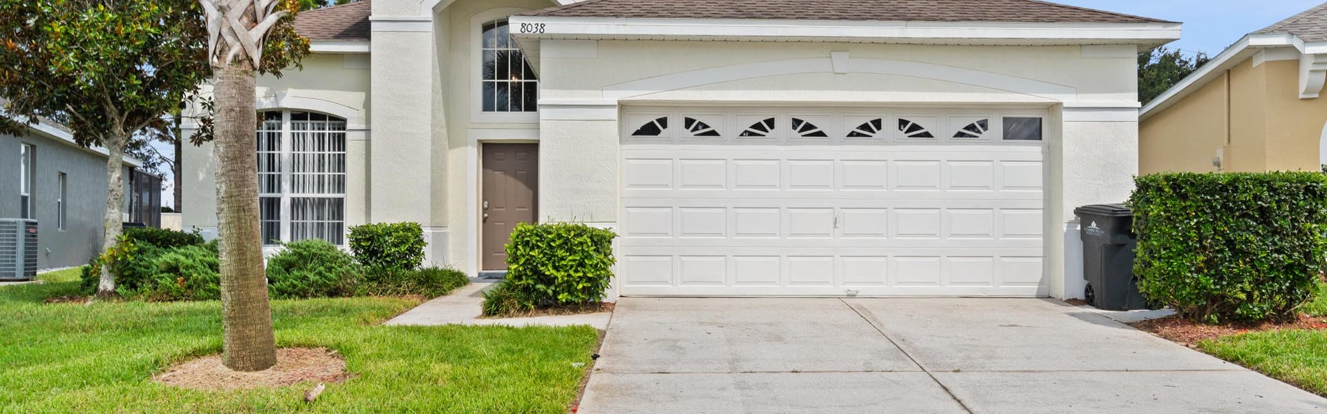 Windsor Palms Villa, 8038 King Palm Circle Vila