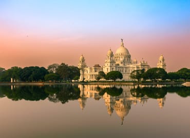 https://img.kenwoodtravel.co.uk/thumb/370x270/uploads/2024/08/2/Kolkata.jpg
