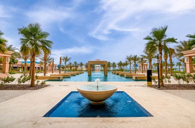 Rixos Marina Abu Dhabi + 4 Yas Island Theme Park Access
