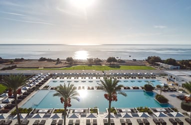 Gennadi Grand Resort