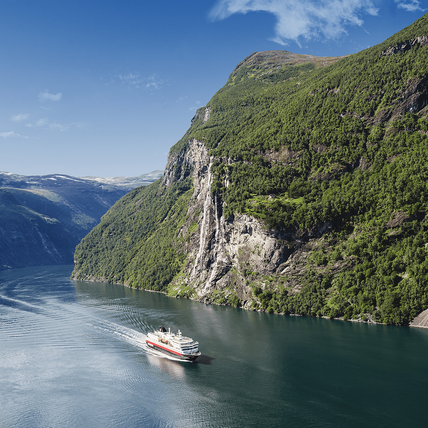 Hero-Slider---2025Template---Desktop