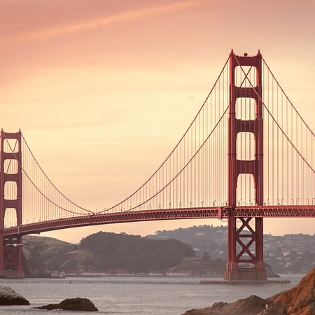 https://img.kenwoodtravel.co.uk/thumb/450x450/uploads/2020/12/10/San%20Francisco%20Golden%20Gate%20Bridge%20at%20sunset.jpg