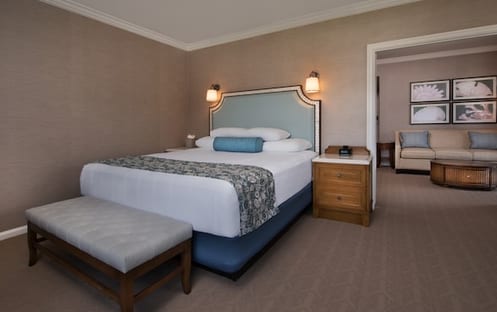 One Bedroom Suite Club Level