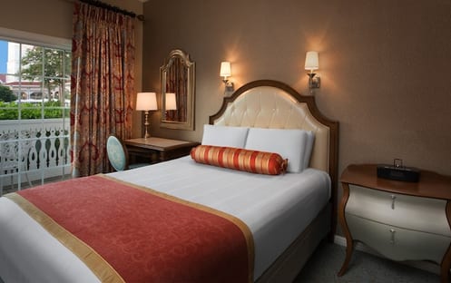 Deluxe Room Club Level