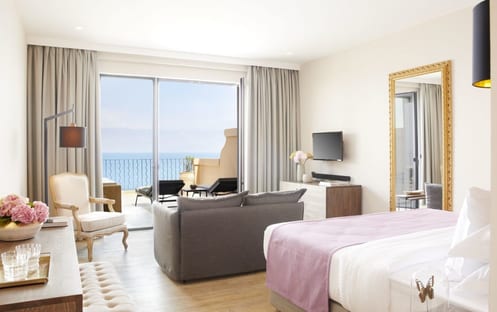 Deluxe Junior Suite Whirlpool