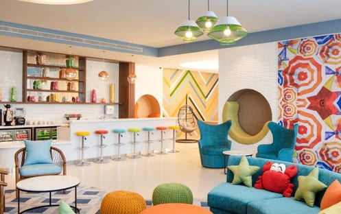 Mirage Family Lounge