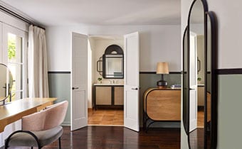 1 King Canary Suite Accessible