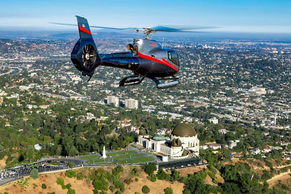 Hollywood & Beyond Helicopter Tour