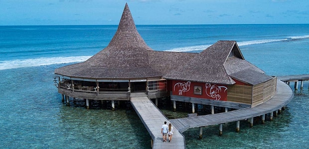 https://img.kenwoodtravel.co.uk/thumb/620x300/uploads/2020/11/29/anantara_veli_baanhurra_ext_1920x600.jpg