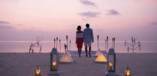 https://img.kenwoodtravel.co.uk/thumb/620x300/uploads/2023/01/26/anantara_dhigu_dining_diningbydesign_teaser_726x392.jpg