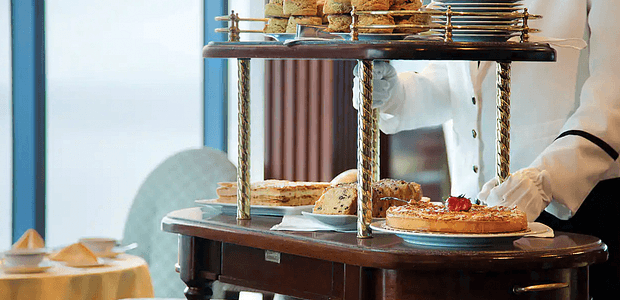 https://img.kenwoodtravel.co.uk/thumb/620x300/uploads/2023/08/3/Oceania%20Cruises%20Afternoon%20Tea%200.png