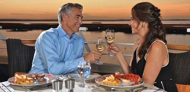 https://img.kenwoodtravel.co.uk/thumb/620x300/uploads/2023/08/3/Oceania%20Cruises%20Terrace%20Cafe%203.jpg