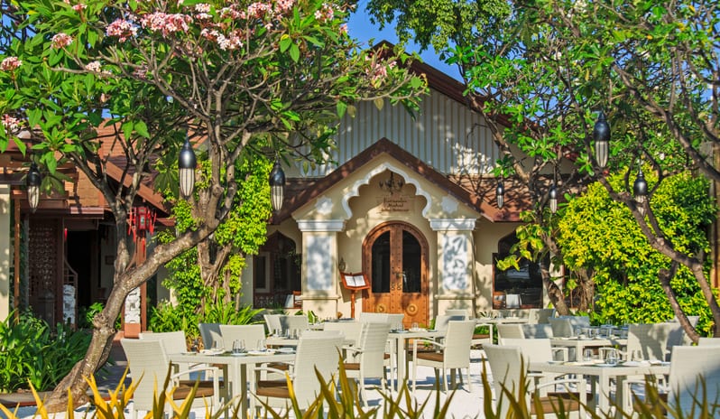 Kurumba-Restaurants_Frangipani_Courtyard_Kurumba