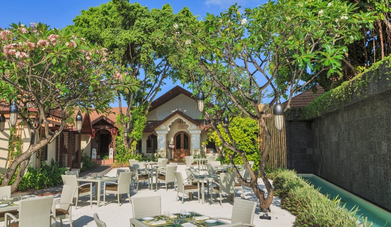 Kurumba-Restaurants_Freangipani_Courtyard4_Kurumba