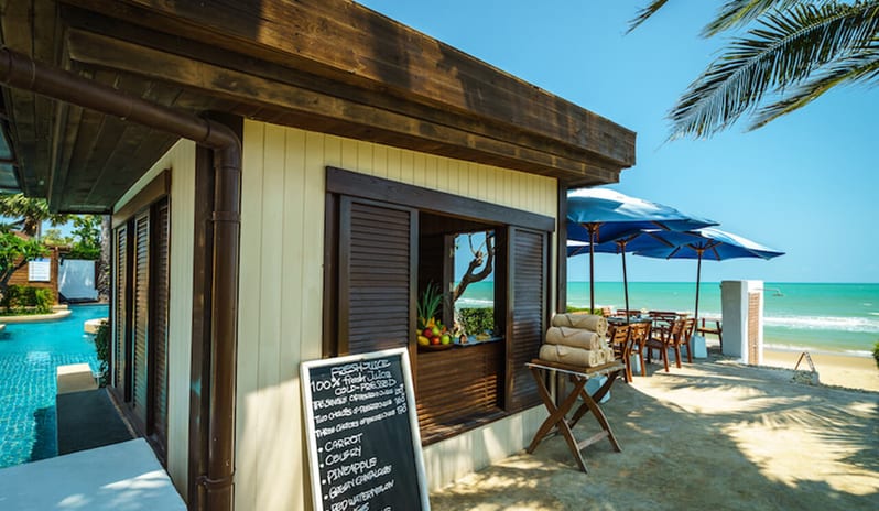 Aleenta_HuaHin_Beach_Cafe_1