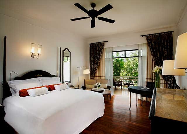 hua-hin-chbr-accommodation-deluxe-room-640x457