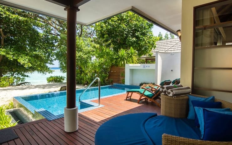 deluxe-beachfront-exterior