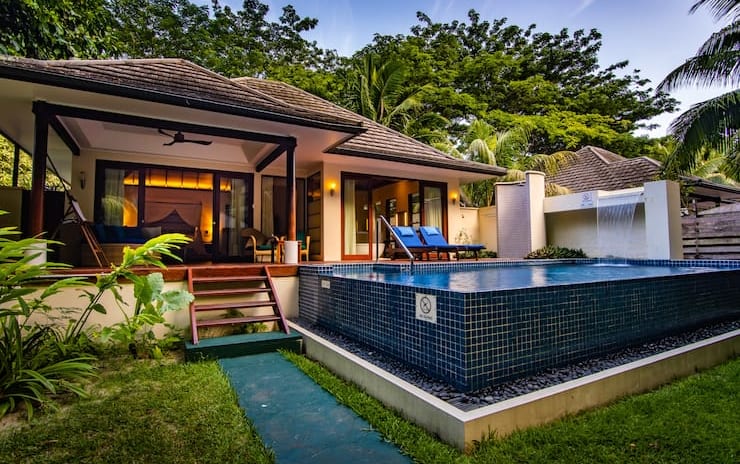 deluxe-beachfront-exterior