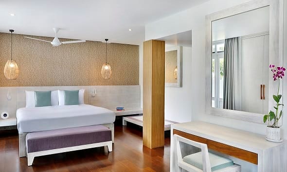 avani-kalutara-avani-ocean-view-pool-suite-interior-updated-590x354_002