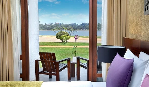 avani_kalutara_resort_guest_room_avani_lagoon_view_room_terrace-590-345