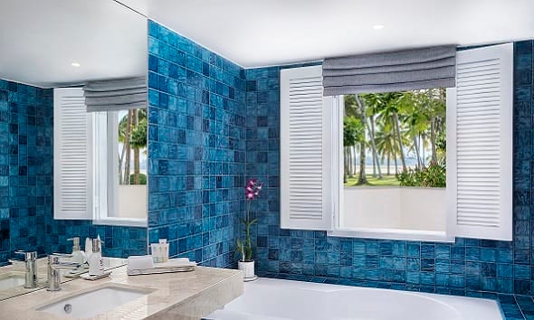 avani_kalutara_resort_guest_room_avani_ocean_view_pool_suite_bathroom-590x354