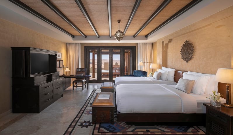 qasr_al_sarab_desert_resort_by_anantara_guest_room_two_bedroom_villa_twin_bedroom