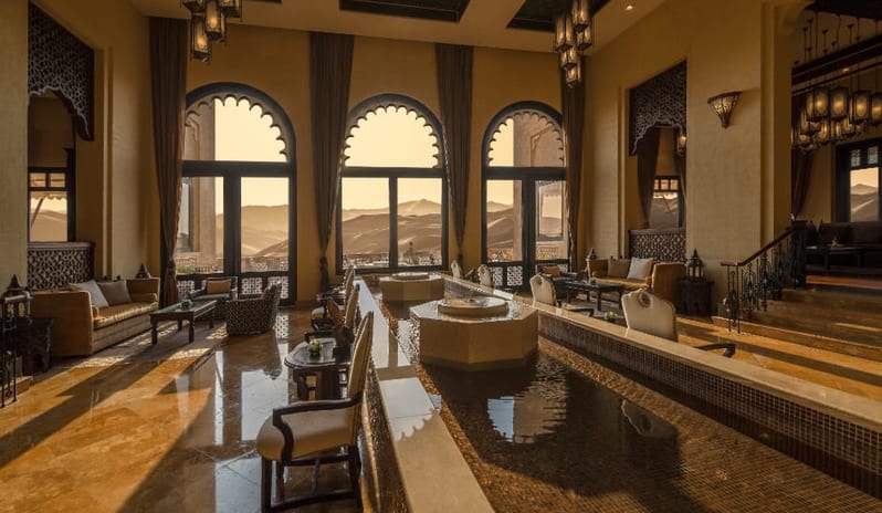 qasr_al_sarab_desert_resort_by_anantara_lobby_view_welcome_area_lobby_1920x600