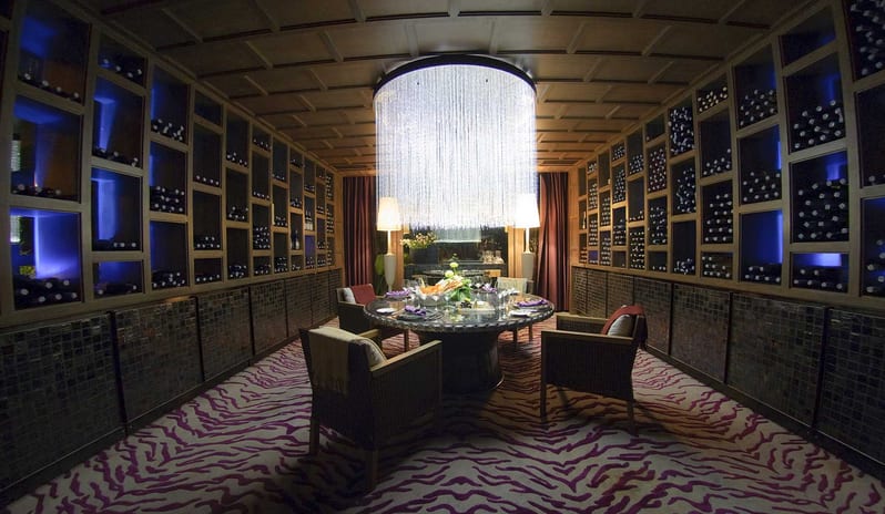 anantara_mai_khao_the_tasting_room_1920x1037