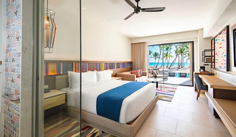 HYATT-ZILARA-CAP-CANA-OCEAN-FRONT-JUNIOR-SUITE-SWIM-UP-KING-4