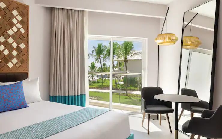 PREMIUM-PARTIAL-OCEAN-VIEW-KING