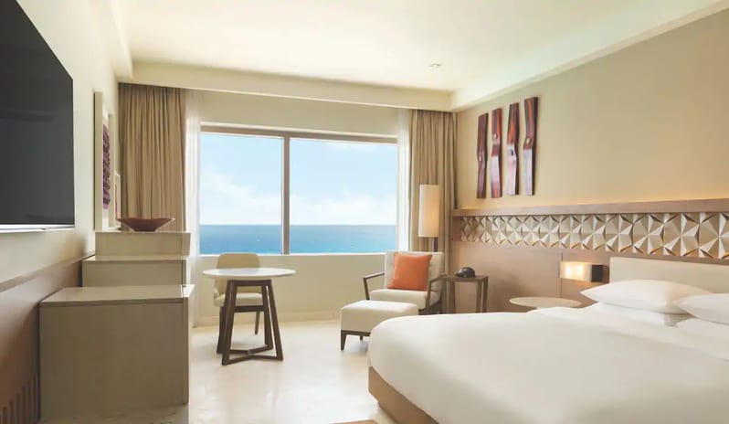 HYATT-ZIVA-CANCUN-CLUB-OCEAN-FRONT-TWO-BEDROOM-SUITE-_4_